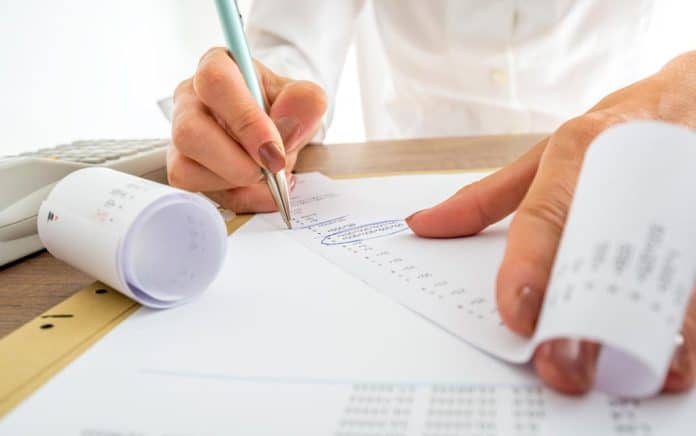 BillGuard Could Protect You From Costly Billing Errors BillGuard Could Protect You From Costly Billing Errors