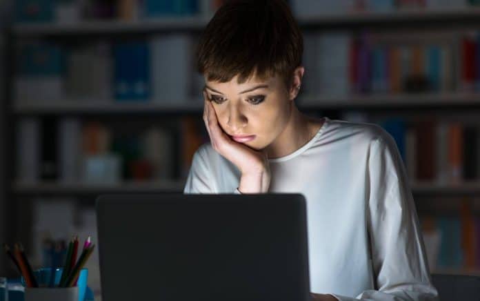 The 3 Worst Ways to Make Money From Home The 3 Worst Ways to Make Money From Home