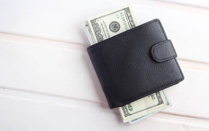 Small Spending Habits That are Costing You Big Money Small Spending Habits That are Costing You Big Money