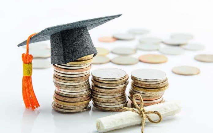 How-Can-a-Cash-Gift-Affect-a-Grandchilds-Financial-Aid