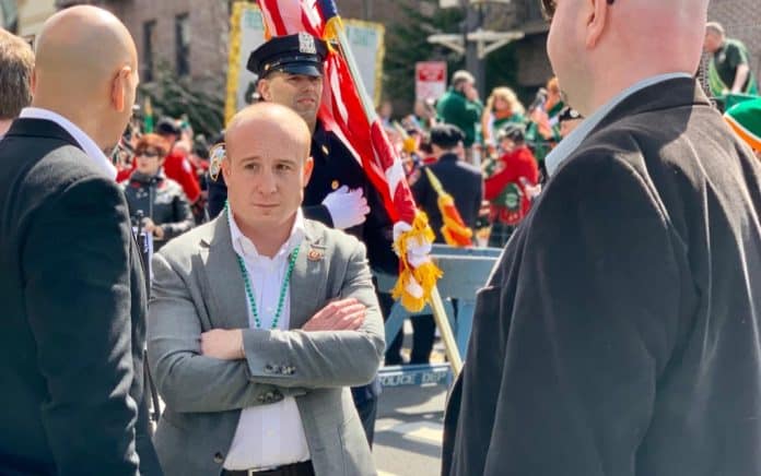 Max Rose Crosses Blue Line Max Rose Crosses Blue Line
