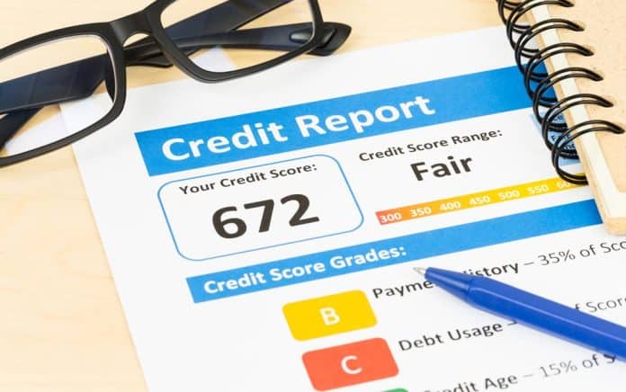 How Long Does Negative Information Stay on Your Credit Report?